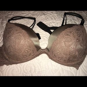 Lace, nude Bra